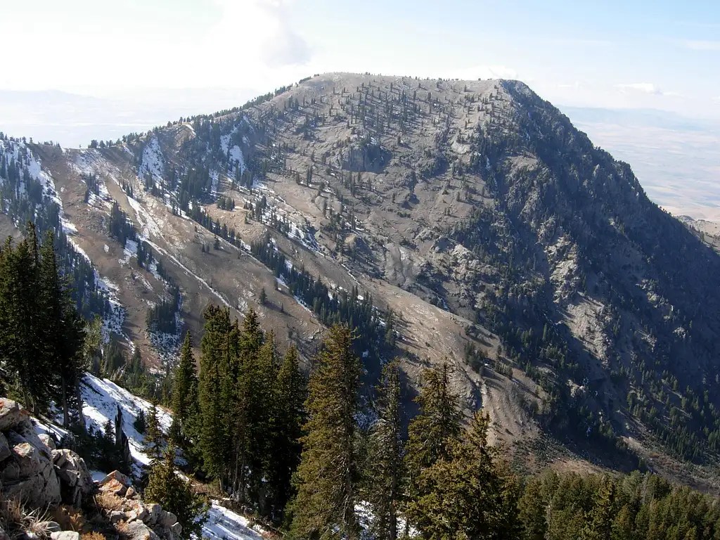 Flat Top Mountain Photos, Diagrams & Topos SummitPost