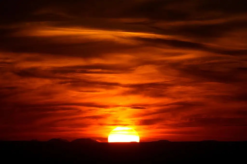 Red skies Photos, Diagrams & Topos SummitPost