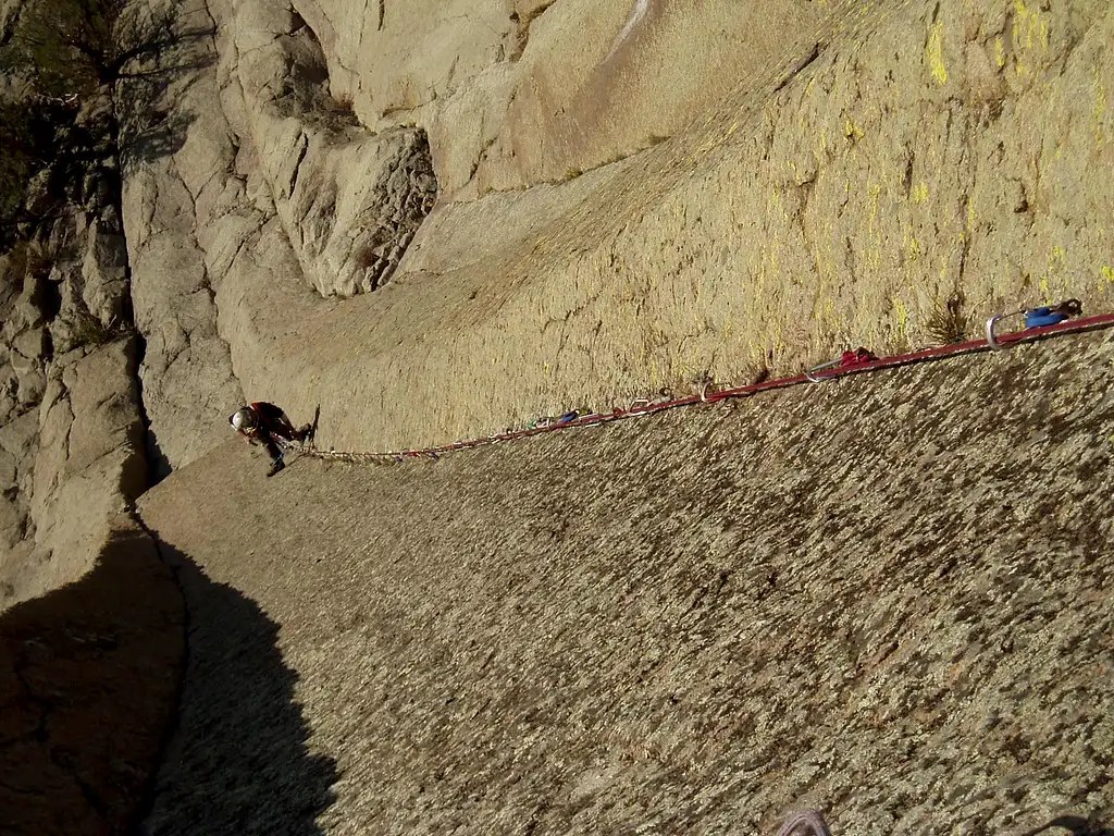 LUCK OF THE DRAW on Devils Tower, Wyoming. Photos, Diagrams & Topos