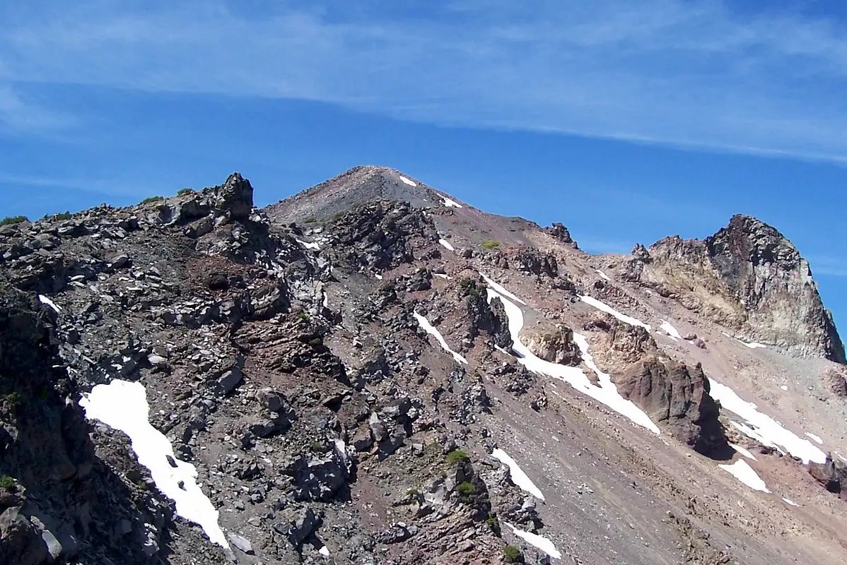 Mount McLoughlin Climbing, Hiking & Mountaineering SummitPost