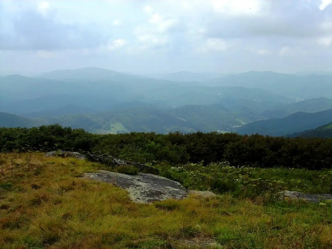 Hump Mountain Climbing, Hiking & Mountaineering SummitPost