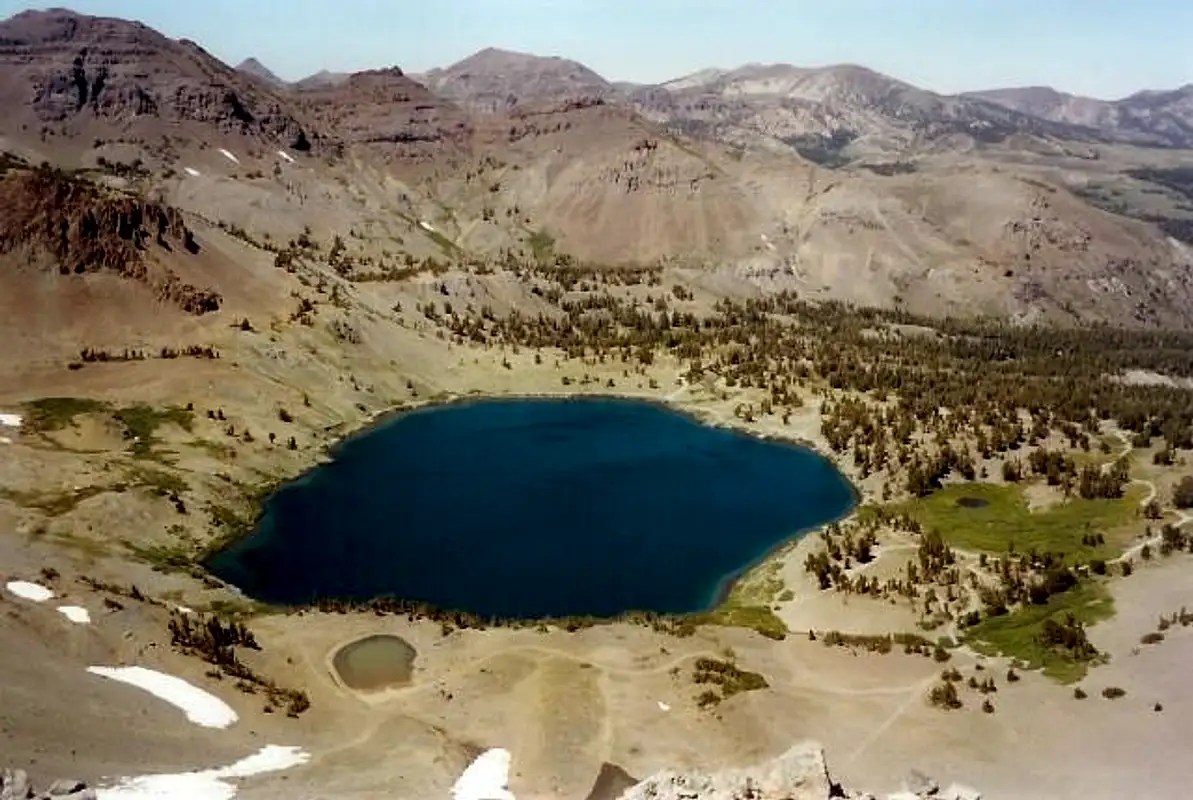 Leavitt Lake seen from the... Photos, Diagrams & Topos SummitPost