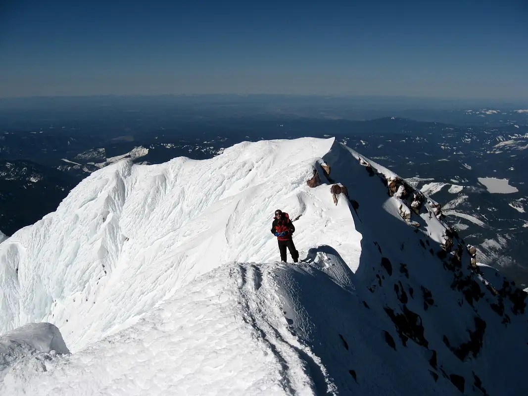 Matt on the Summit Ridge of Mt. Hood Photos, Diagrams & Topos