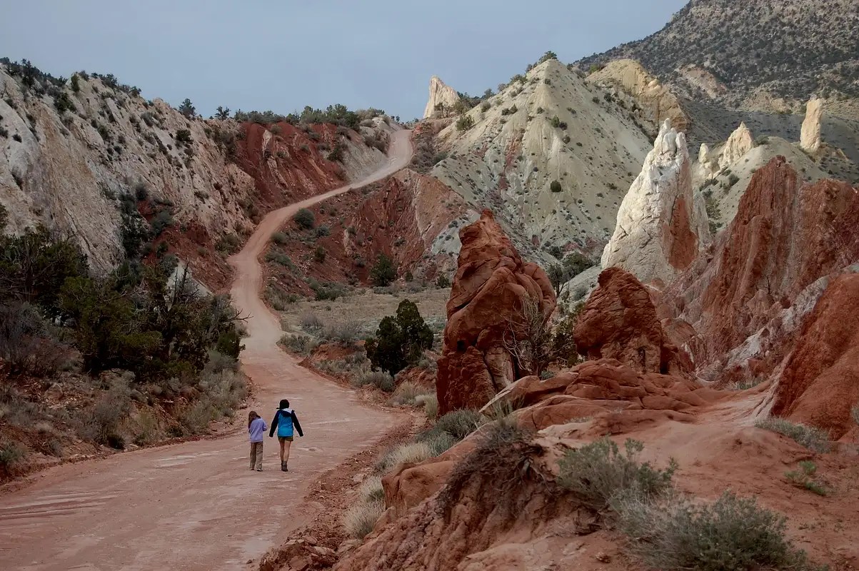 Cottonwood Road Photos, Diagrams & Topos SummitPost