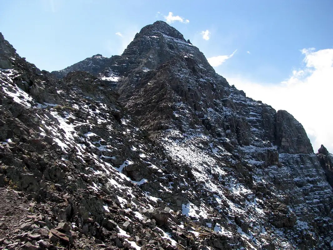 Pyramid Peak Climbing, Hiking & Mountaineering SummitPost