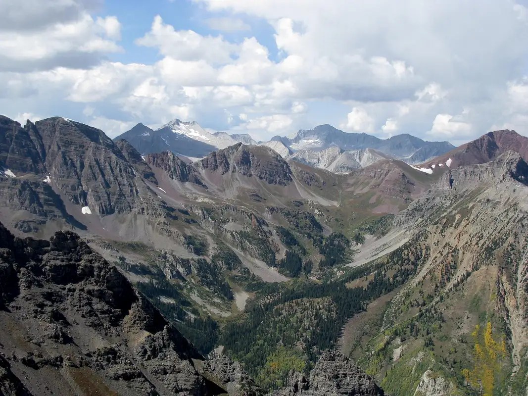 Pyramid Peak Climbing, Hiking & Mountaineering SummitPost