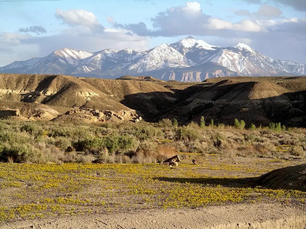 Henry Mountains Climbing, Hiking & Mountaineering SummitPost