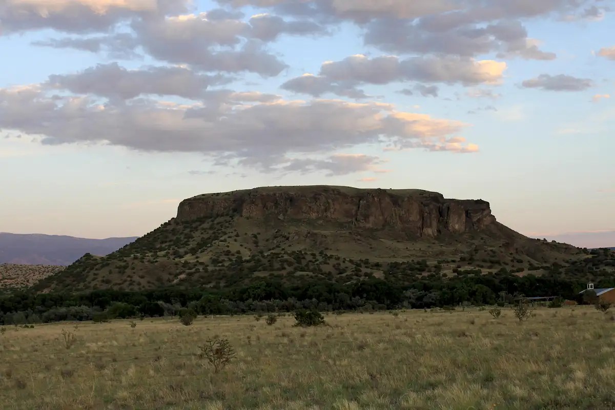 Black Mesa, NM Photos, Diagrams & Topos SummitPost