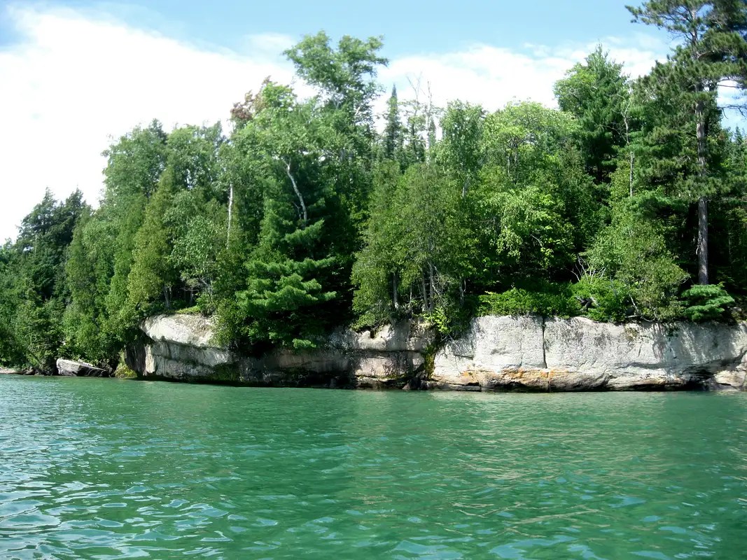 2009 Lake Superior, Munising Bay, MI Photos, Diagrams & Topos