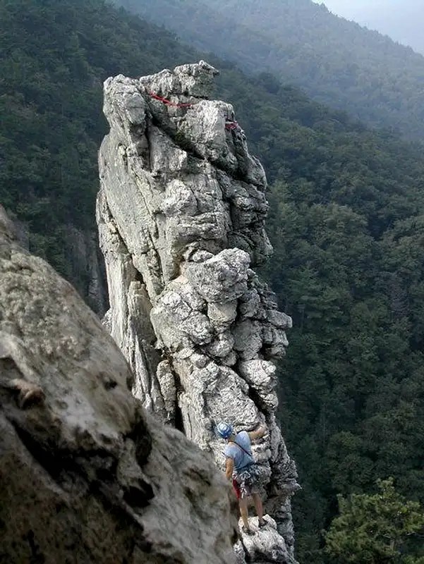 Seneca Rocks Climbing, Hiking & Mountaineering SummitPost