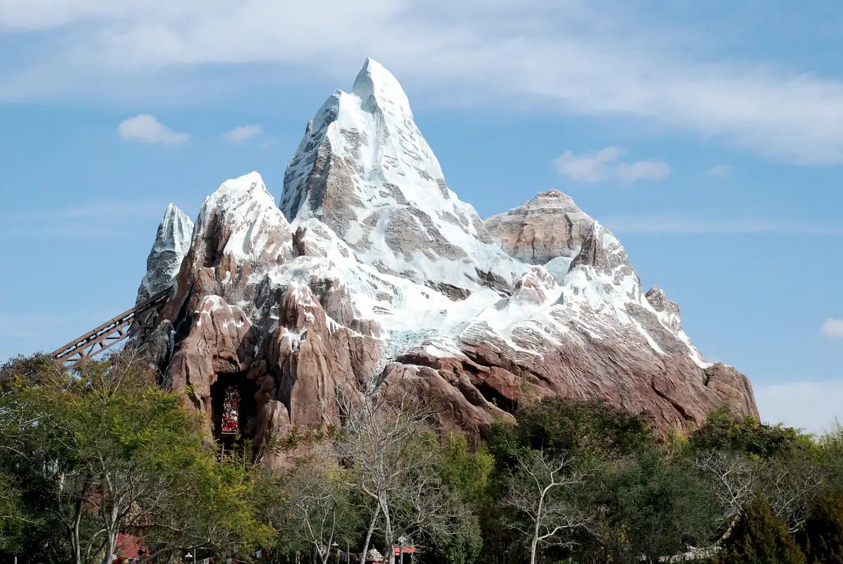 Mt. Everest at Animal Kingdom Photos, Diagrams & Topos SummitPost