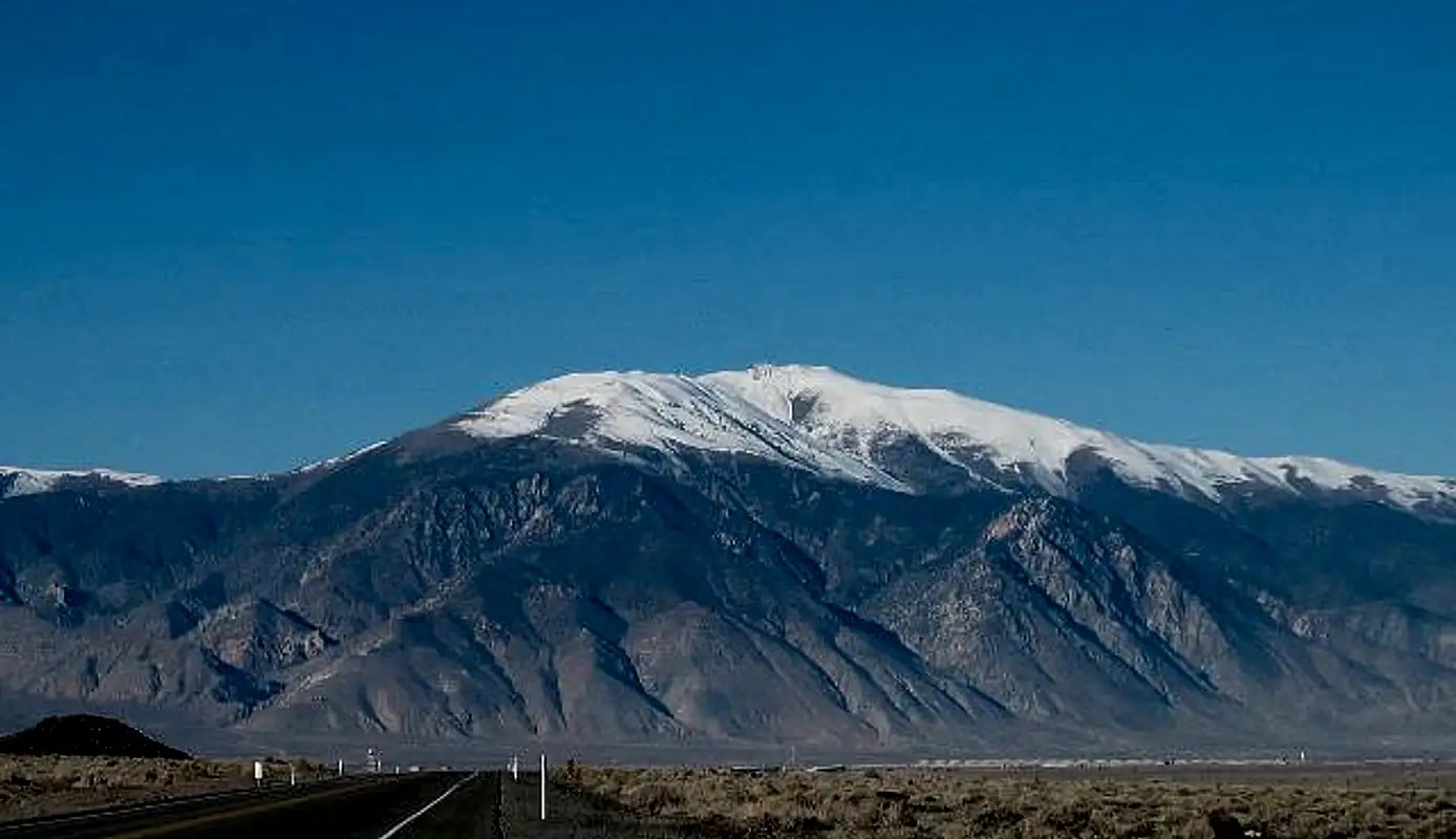 Mt. Grant with an early... Photos, Diagrams & Topos SummitPost