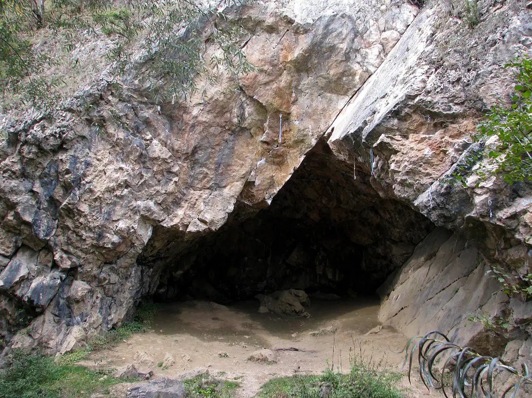 “Rock climber cave” Photos, Diagrams & Topos SummitPost