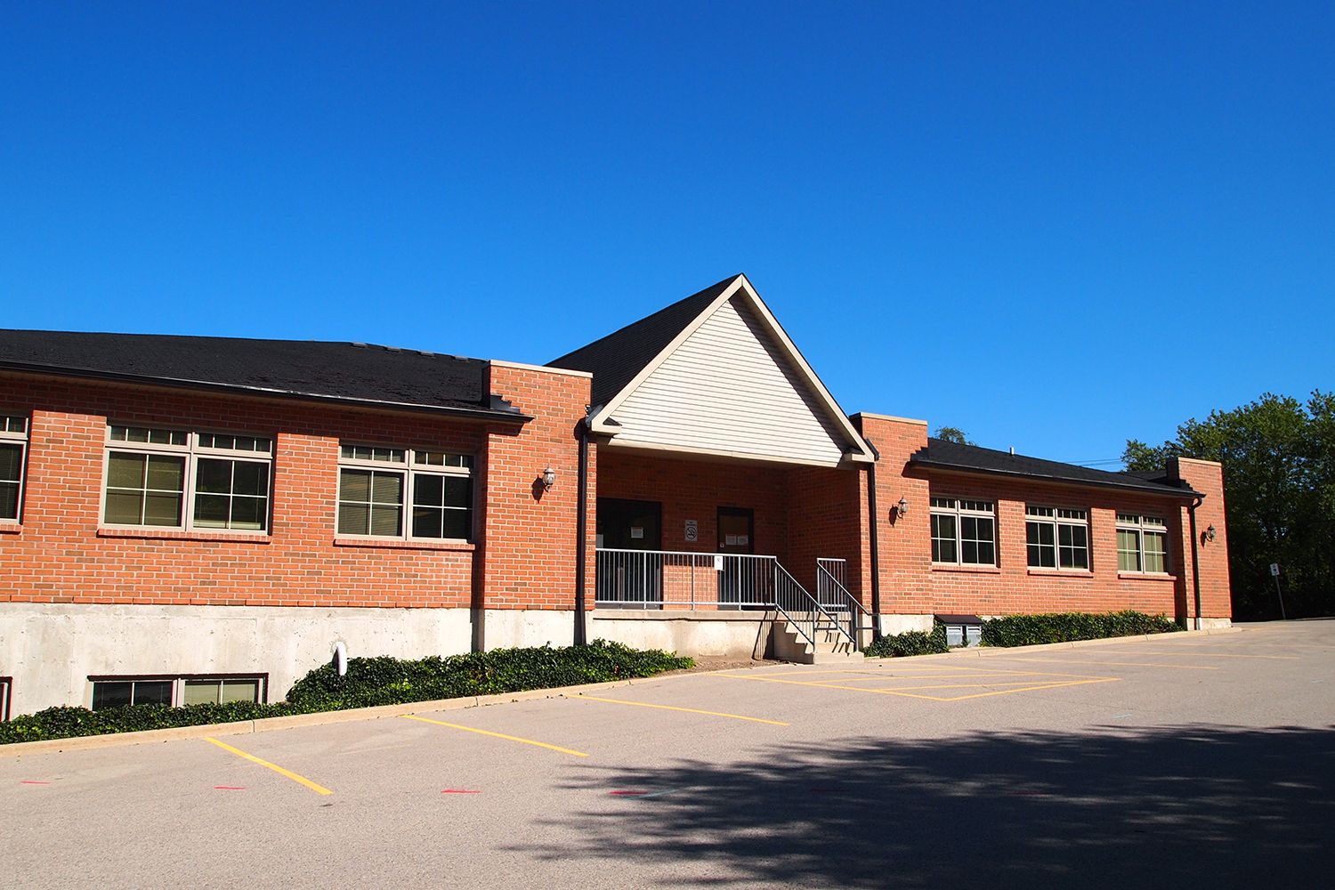 700702 Beaverbrook, London Ontario Summit Properties