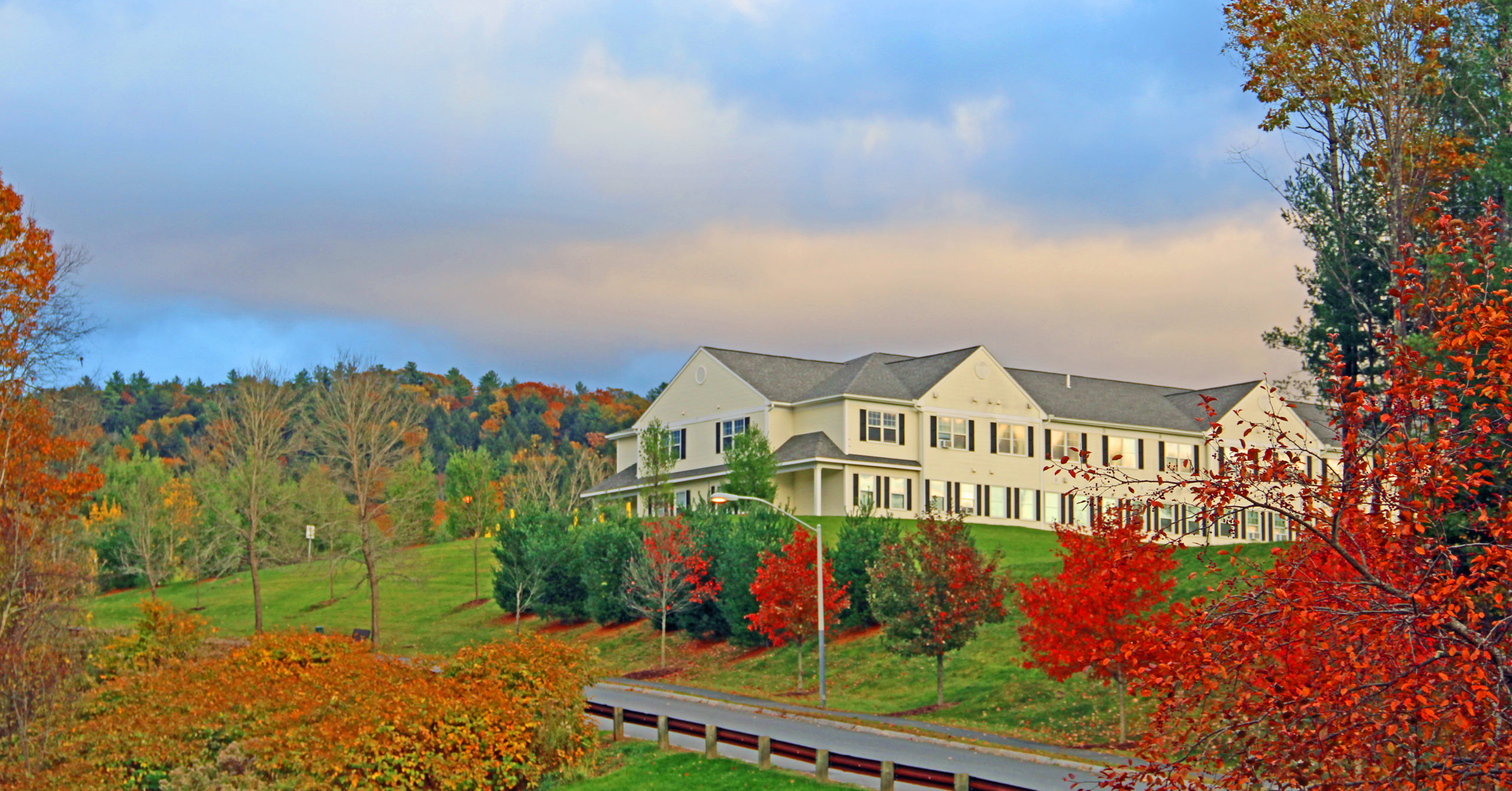 Quail Hollow Senior Living Summit Senior Living