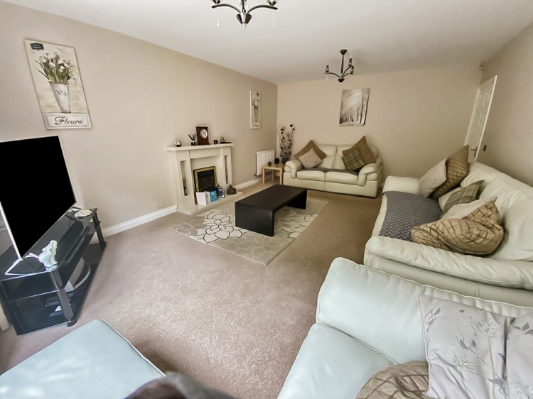 Brereton, Rugeley, 5 bedroom, Detached