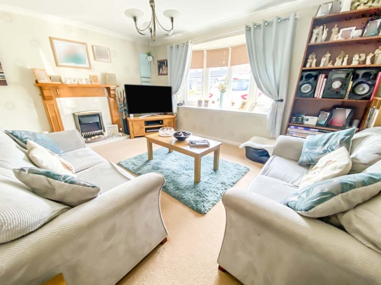 Kelvedon Way, Rugeley, 4 bedroom, SemiDetached