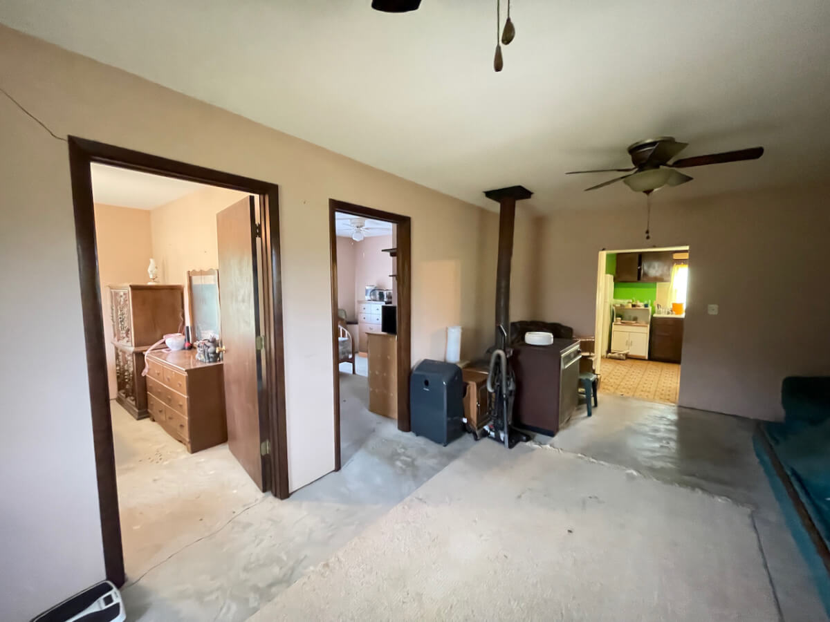 Cabin & Large Garage on 12+ Acres Just North of Fall River Lake in