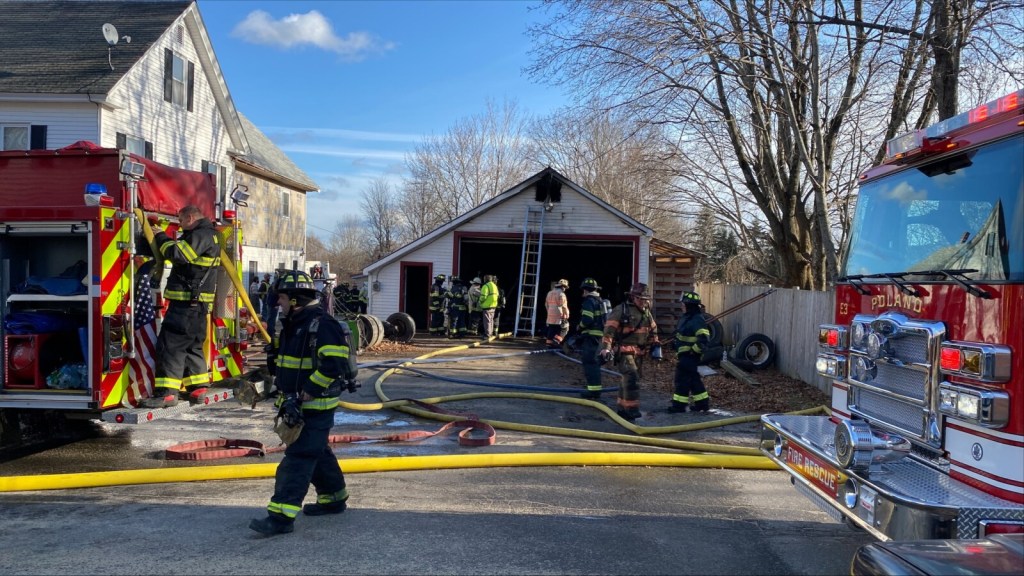 Firefighter injured in Mechanic Falls garage blaze