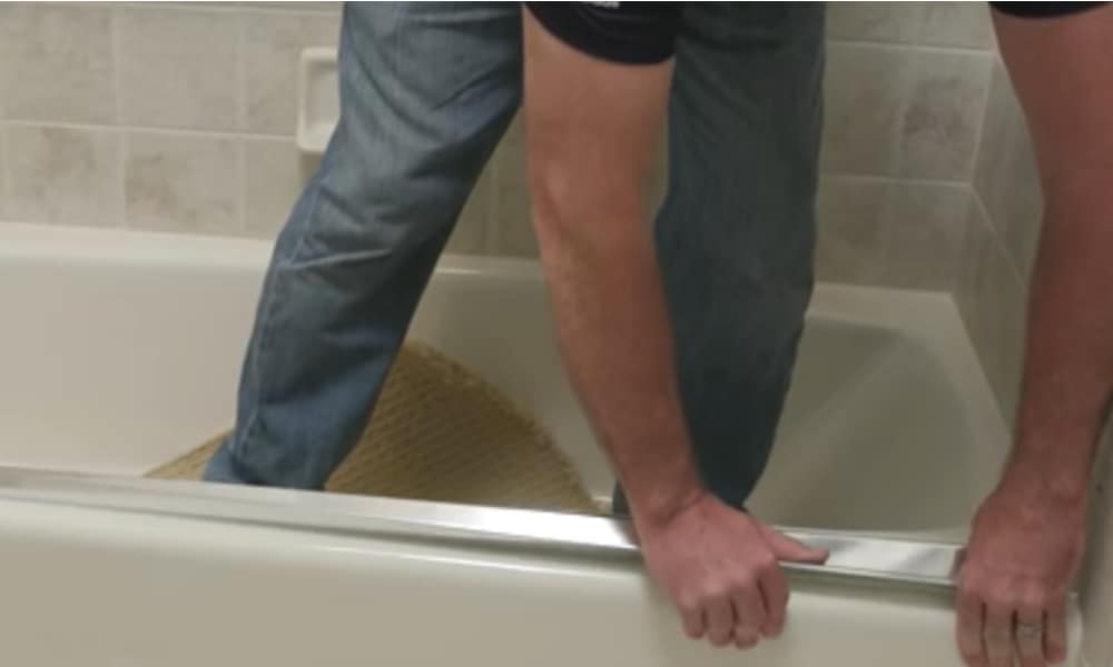 10 Tips to Remove Shower Doors