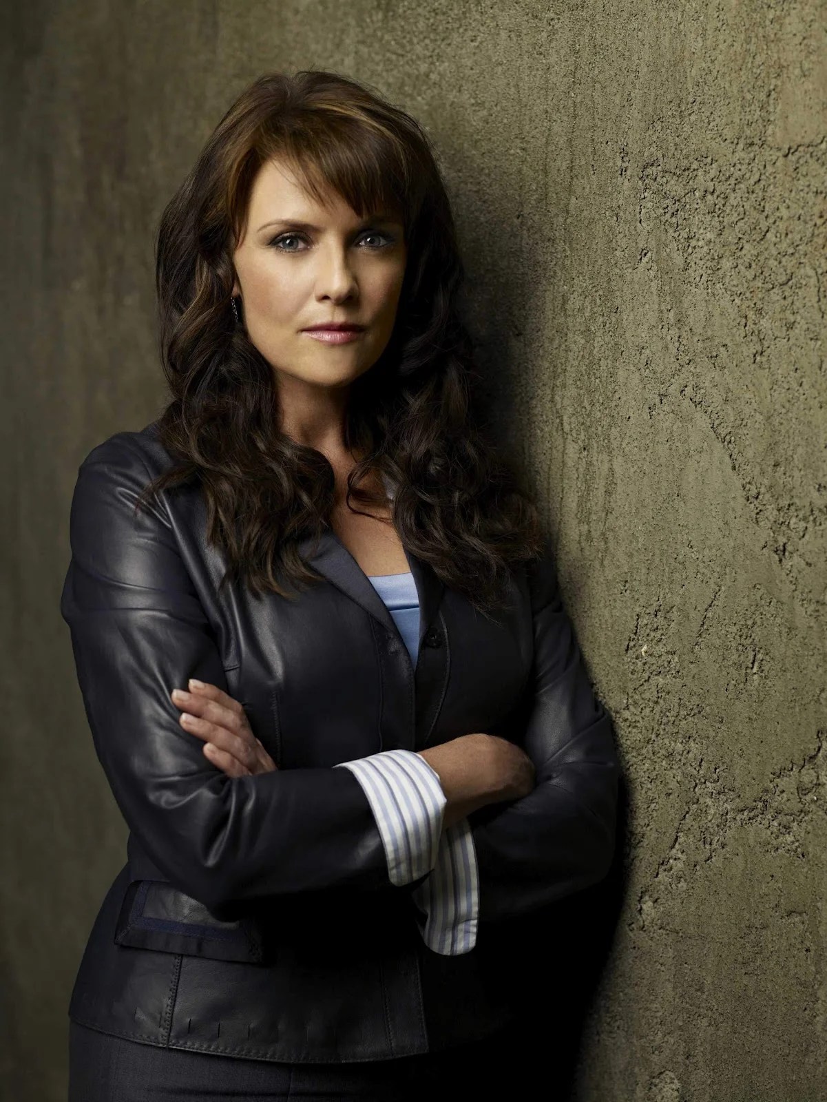 Amanda Tapping Hot Bikini Leaked Beach Pics Topless Shorts Images
