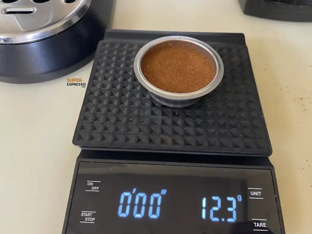 Best Grind Size for DeLonghi Dedica [Your Complete Guide]