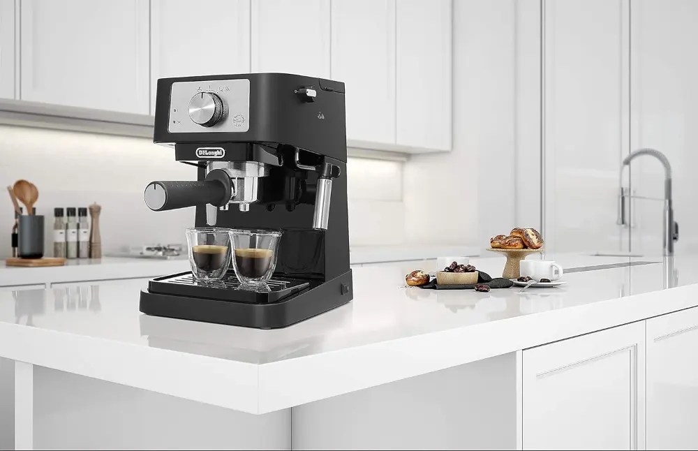 DeLonghi Stilosa vs Breville Cafe Roma Main Differences