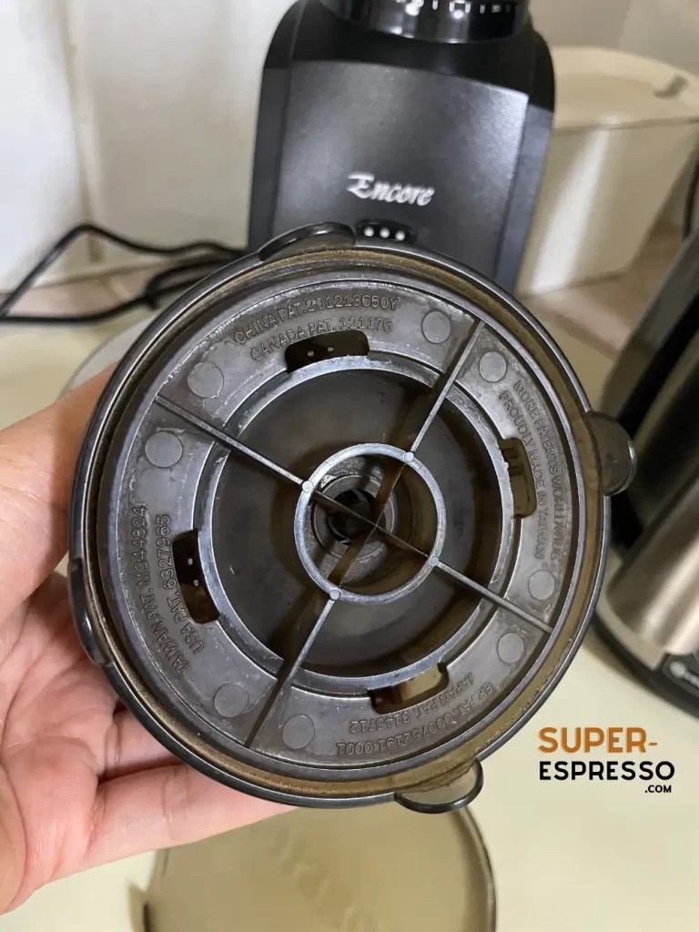 Clever Dripper or Hario V60? Here's How To Choose Between Them