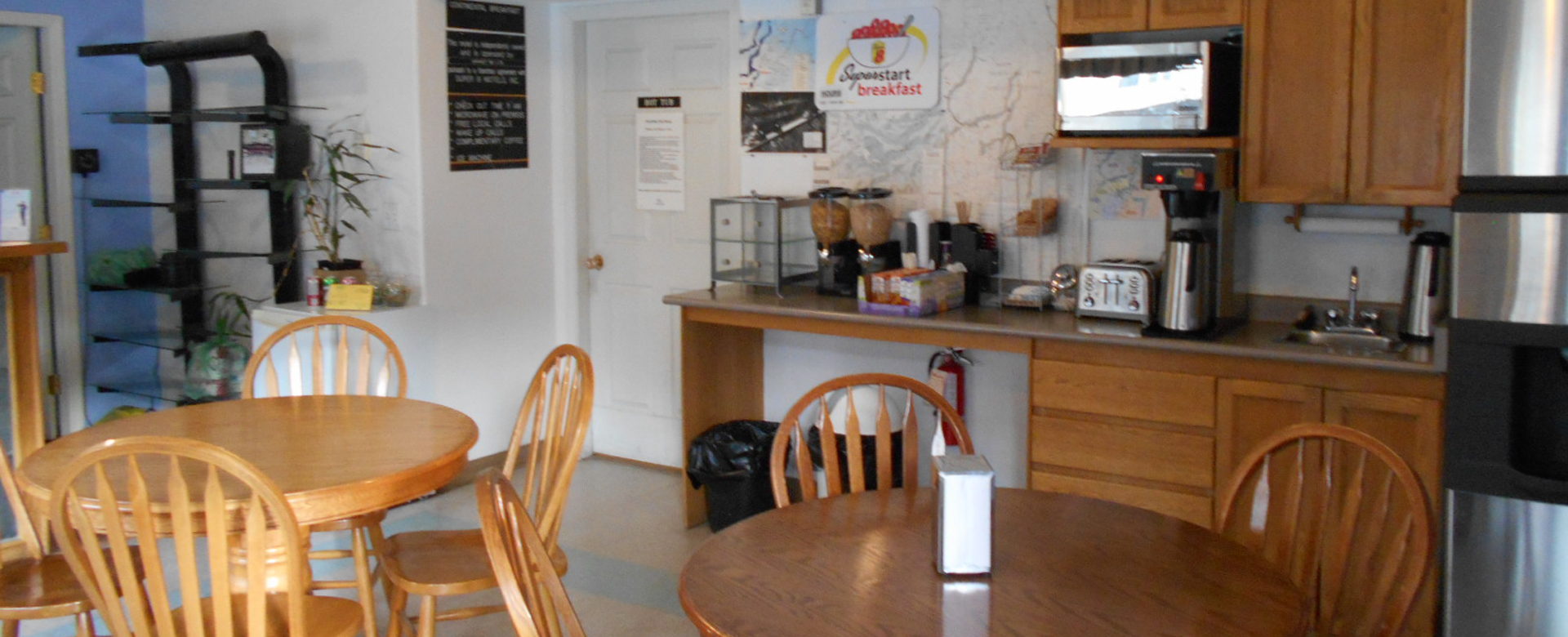 Super 8 Sicamous Hotel & Motel Sicamous Hotel, Sicamous Hotel BC