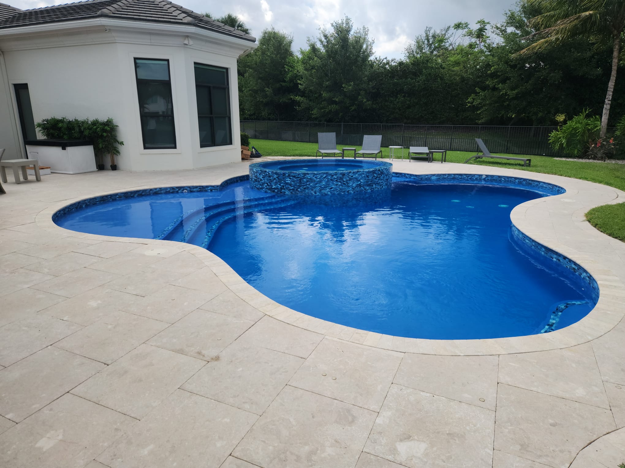 Pool Service Fort Lauderdale, FL Superb Pools