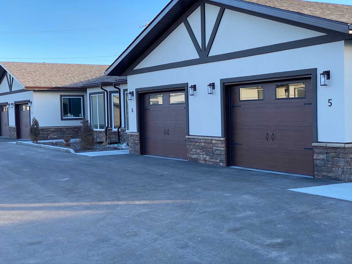 Pincher Creek 4plexes SuperForm