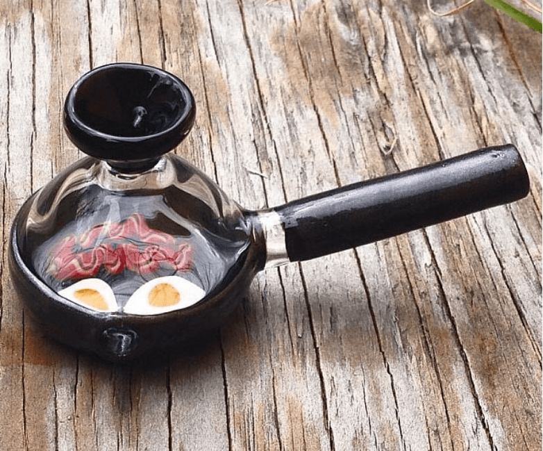 Important things you need to consider while buying glass pipes My Blog
