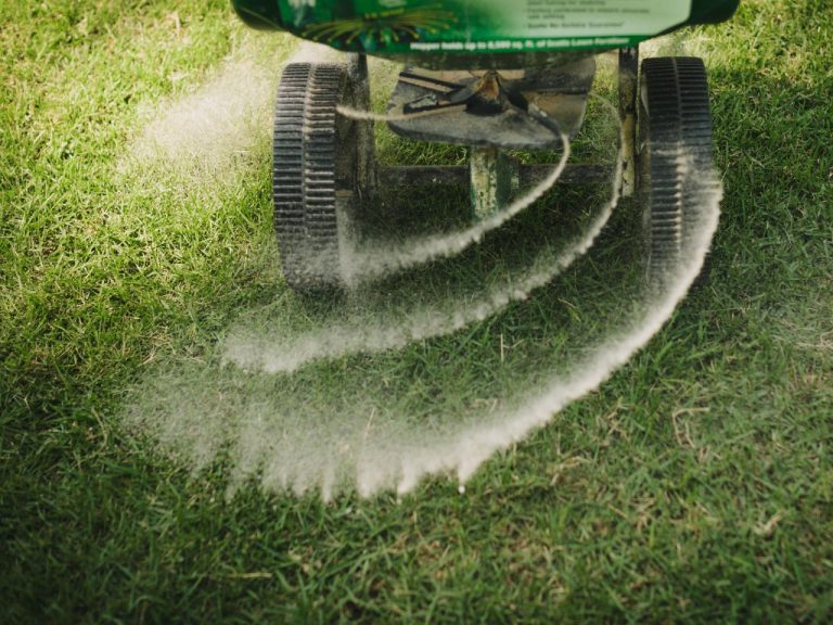 Fertilizer Super Value Home Services