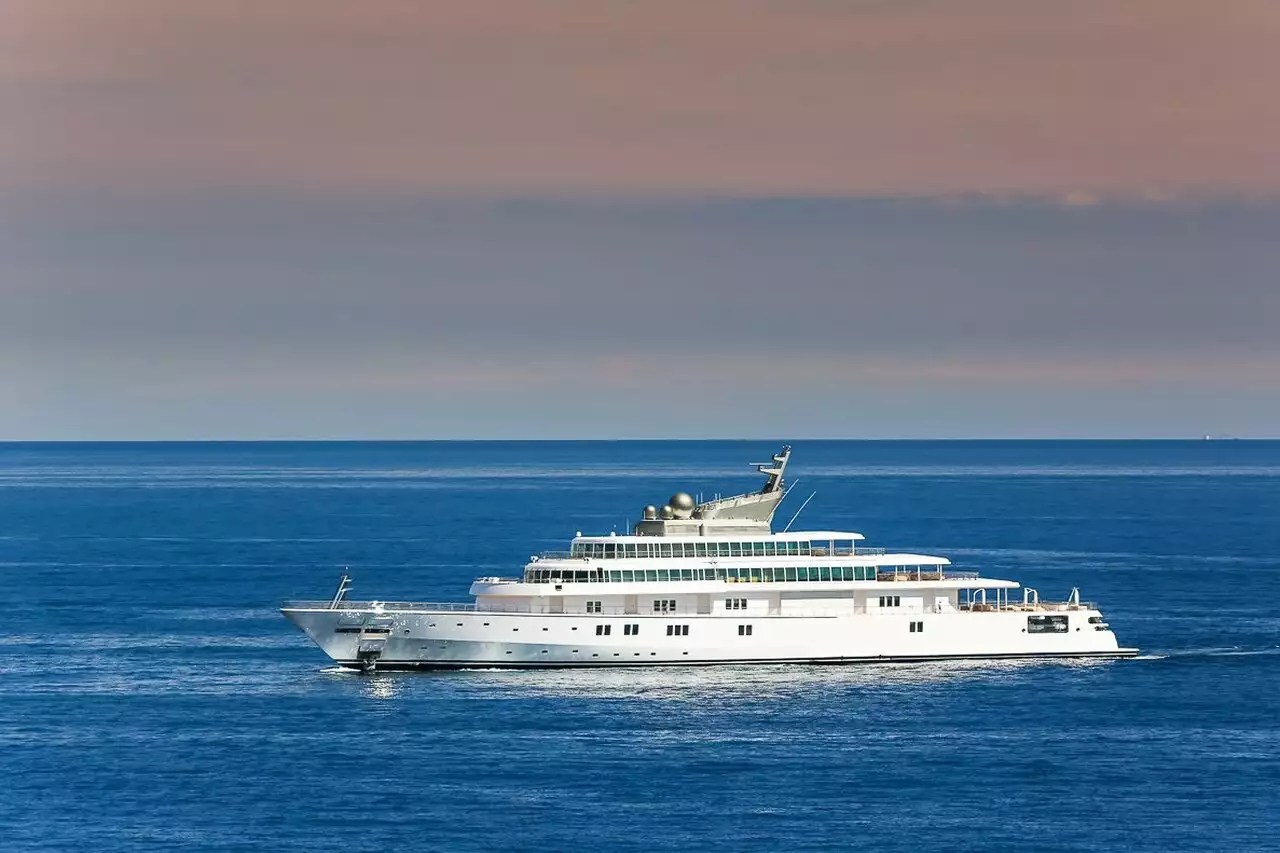 RISING SUN Yacht • David Geffen 400M Superyacht