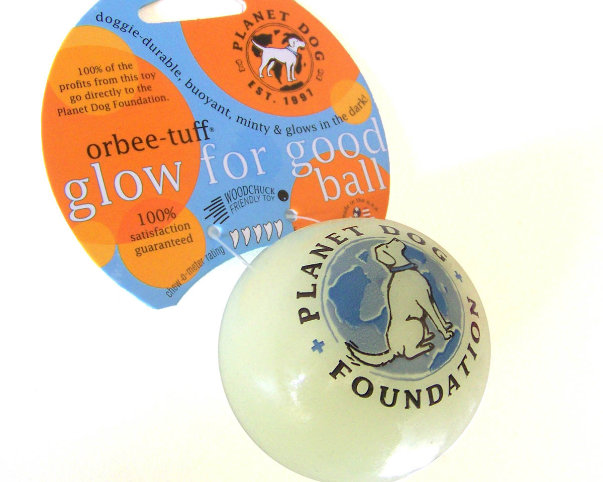 Dog Orbee Tuff Glow For Good Ball Medium