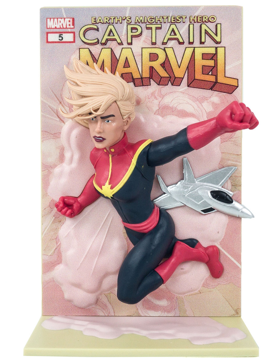 Captain Marvel Collectible Figure 3D Comic Standee Loot Crate