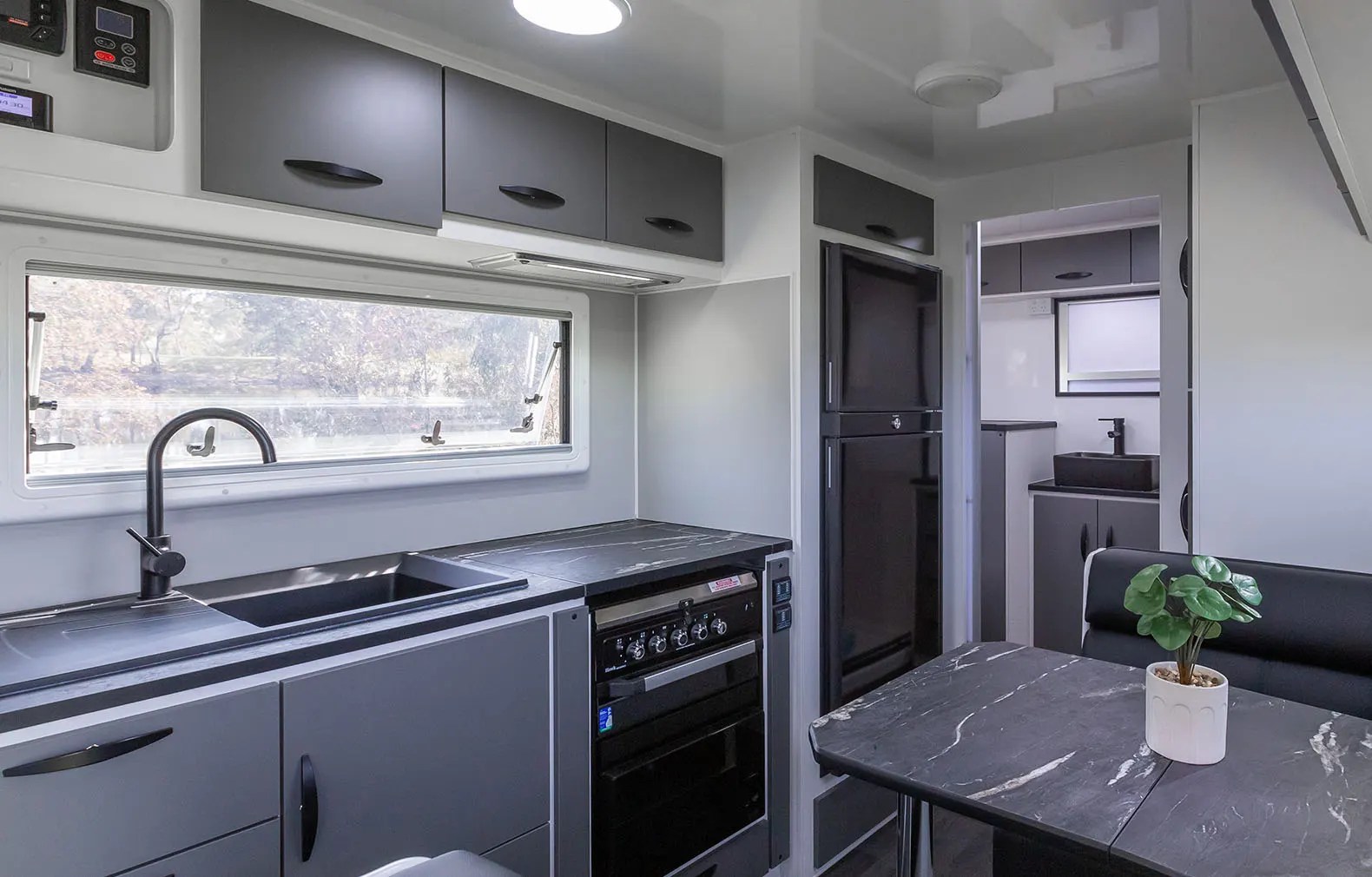 Eclipse Sunray Supreme Caravans