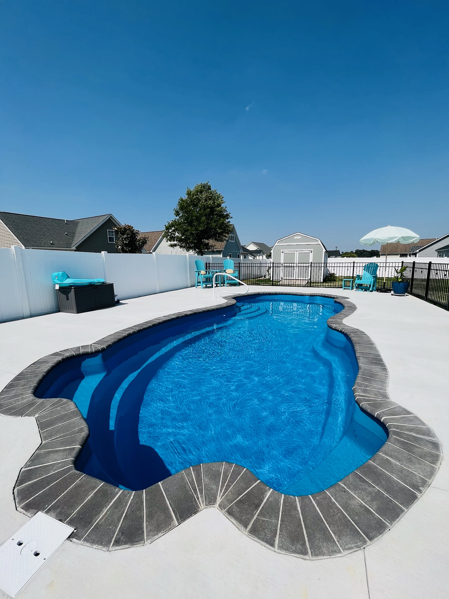 FIBERGLASS POOLS Supreme Pools LLC