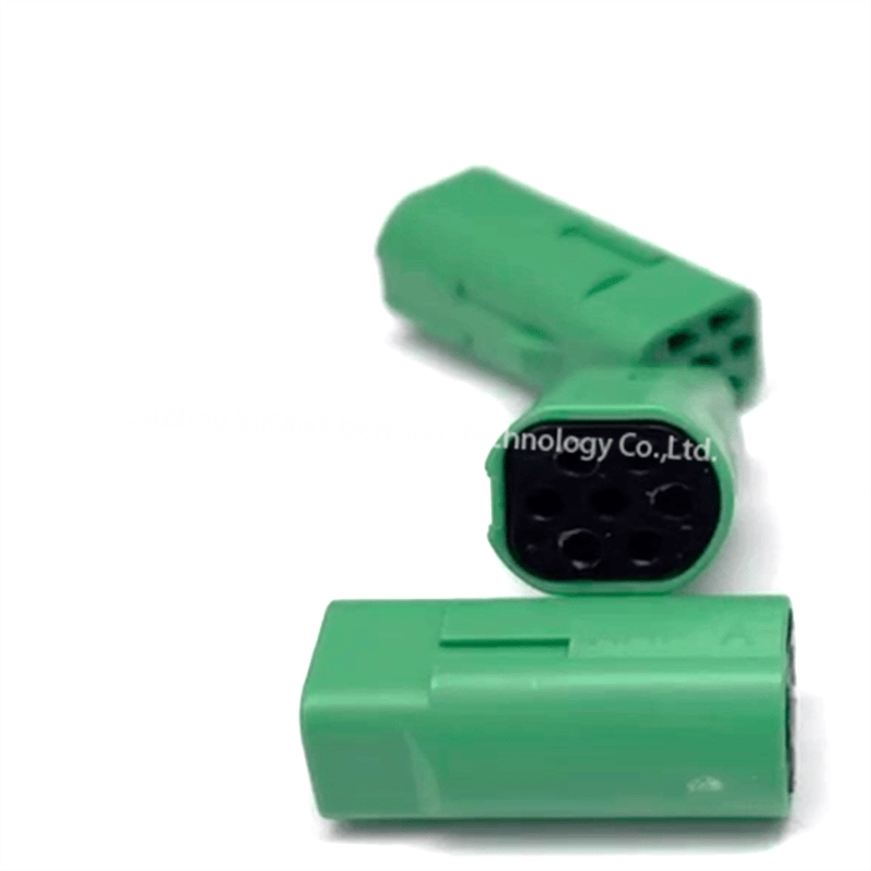 Wholesale 28223431 automotive connector sheathed wire harness plug