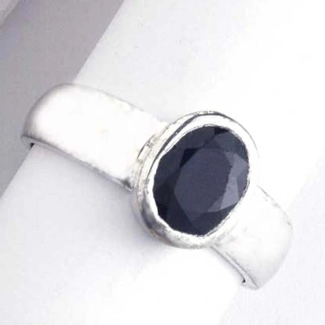 Buy Capricorn or Makara Rashi Compatible Blue Sapphire Gemstone