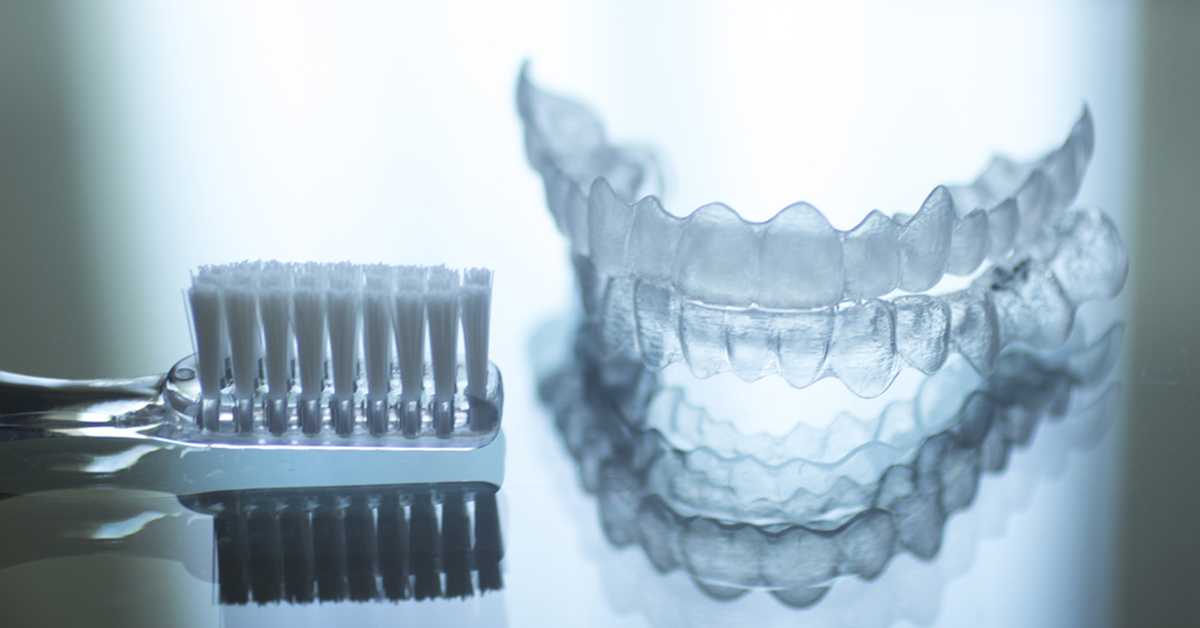 Tips to clean Invisalign Retainers