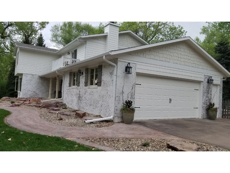 Larson Auction House to Be Moved Sutton Auction