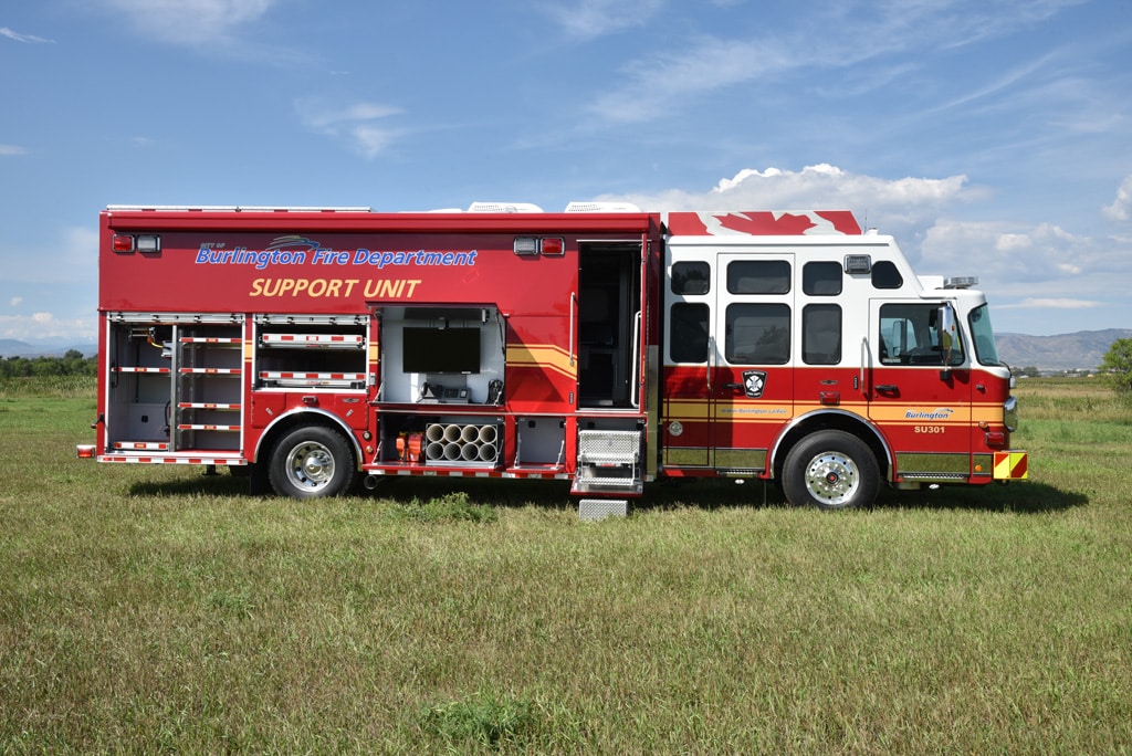 Burlington, ON Fire Department Mobile Command Center 986 SVI Trucks