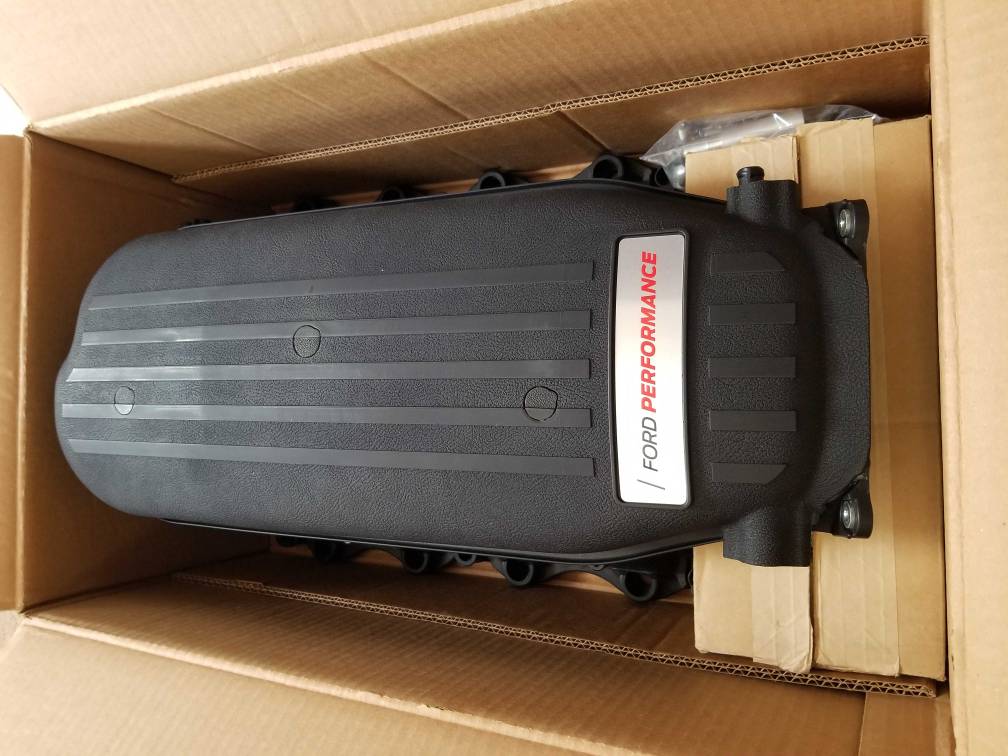 Cobra jet intake manifold and throttle body BNIB