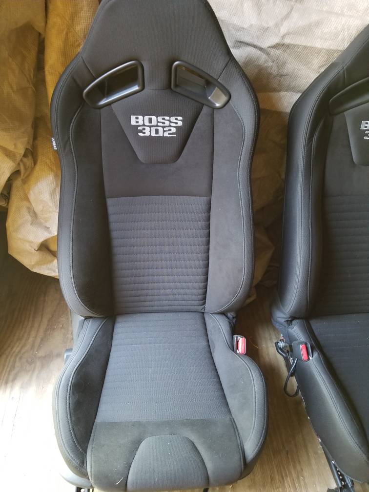 Boss 302 Recaro Seats