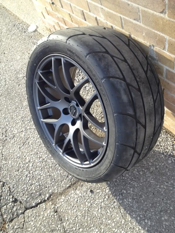 305/3519 drag radial on 9.5" wide rear wheel?