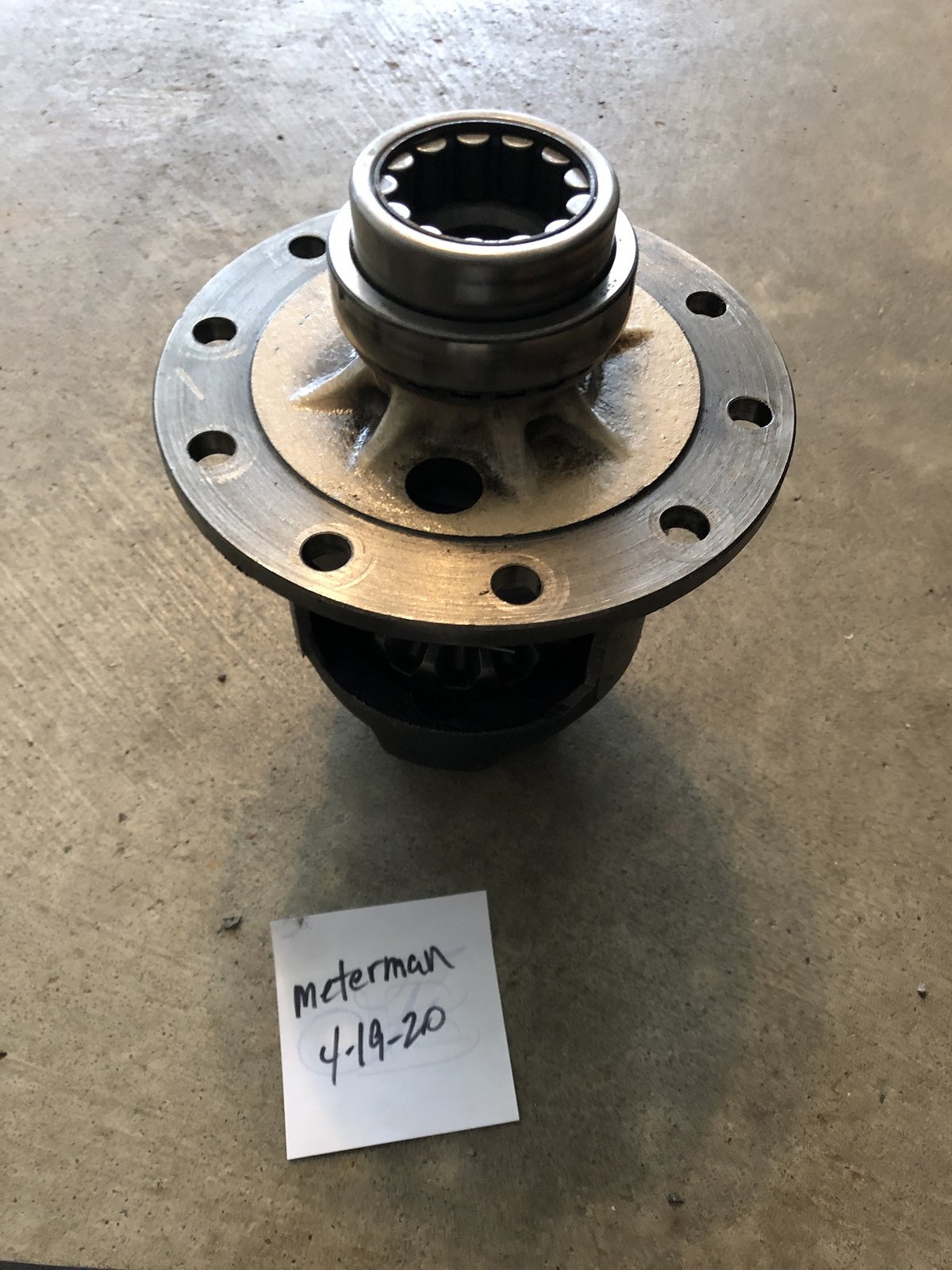 Ford Performance TractionLOK Limited Slip Differential with Carbon Discs; 31 Spline 8.8Inch