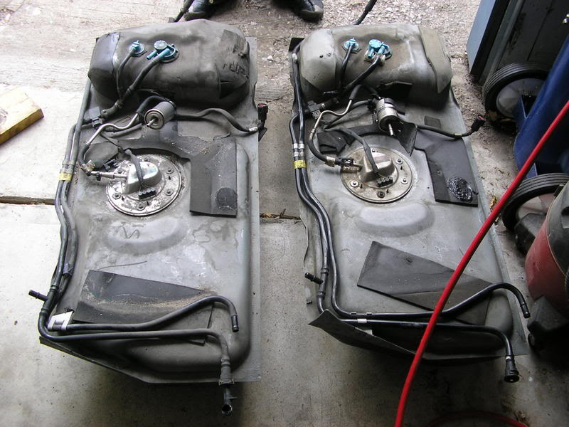 How to 03 Cobra fuel tank vs. 99+ fuel tank A comparison with pictures and notes