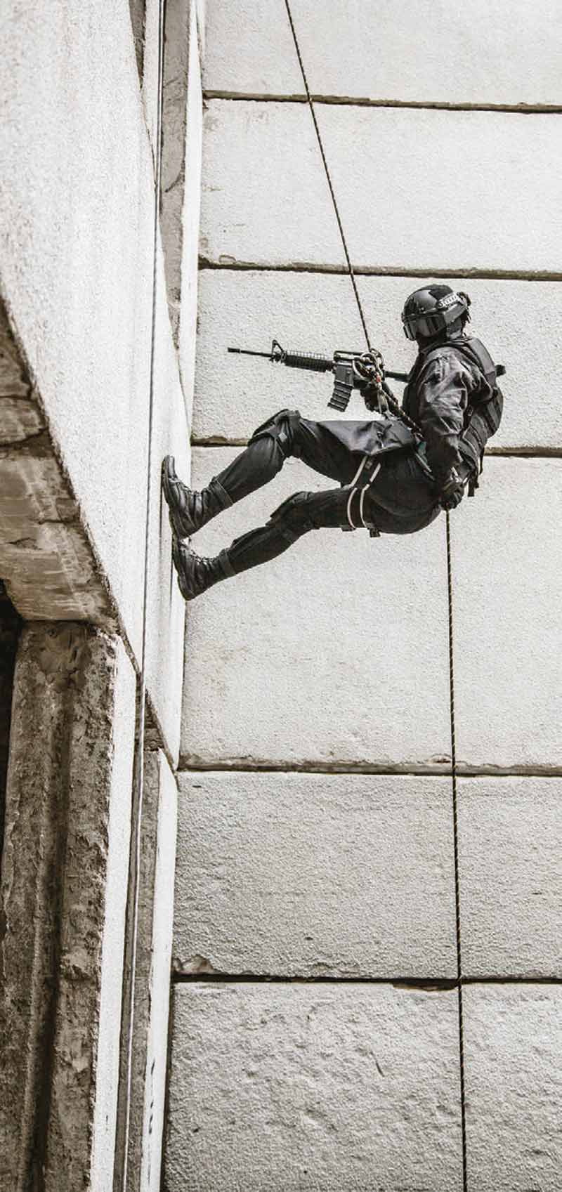 How To Establish a Tactical Rappelling Program SWAT Survival Weapons Tactics
