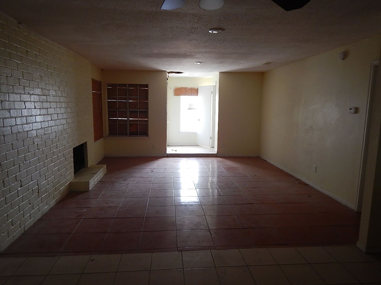 8100 LEONORA G4 , Houston, TX 77061 SWE Homes